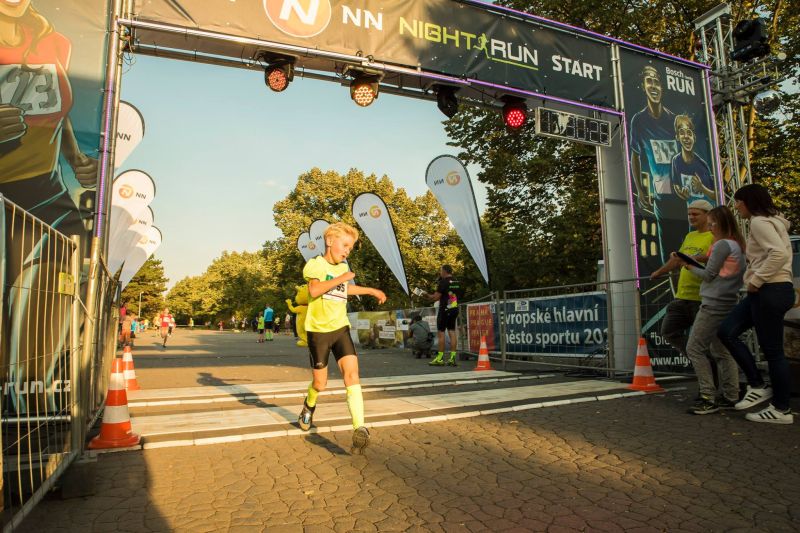 gal/2016/16_Night Run PHA/10.jpg